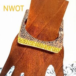 PARIS COLLECTION Yellow Crystals & Gold Hammered Metal Square Designer Bracelet